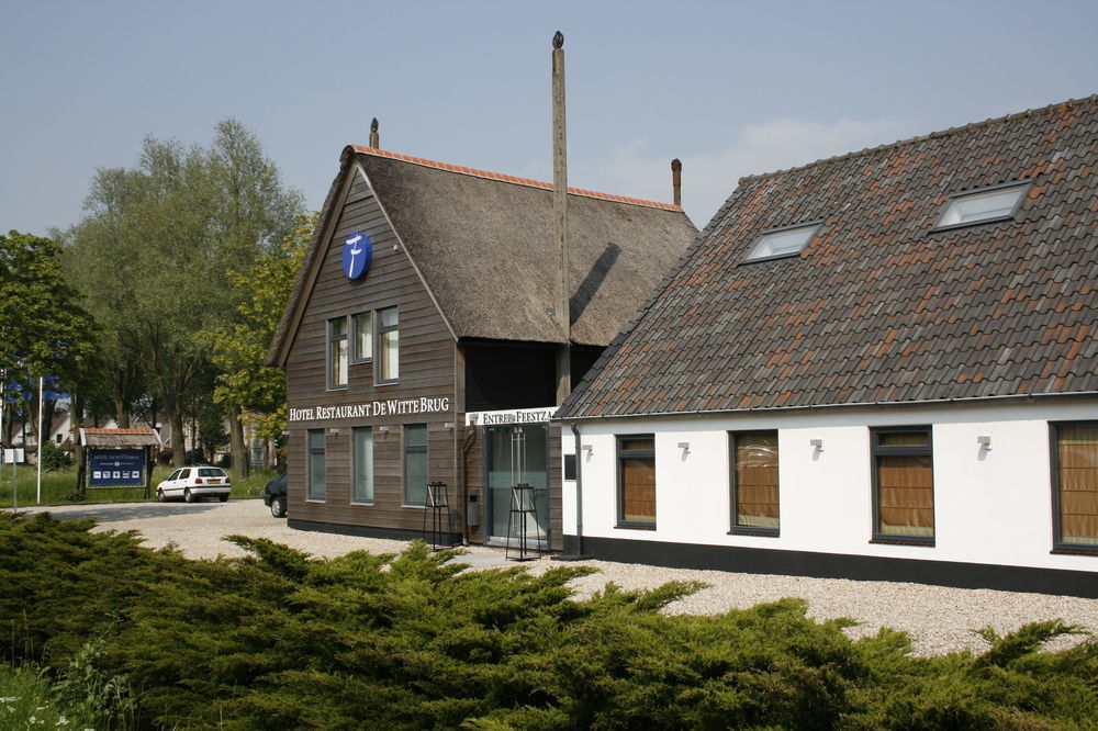 Fletcher Hotel-Restaurant De Witte Brug Lekkerkerk Exterior foto